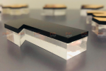 Chữ mica đen 2.5 mm cắt laser