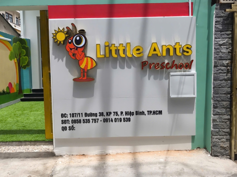 BẢNG HIỆU MẶT DỰNG ALU CHỮ NỔI