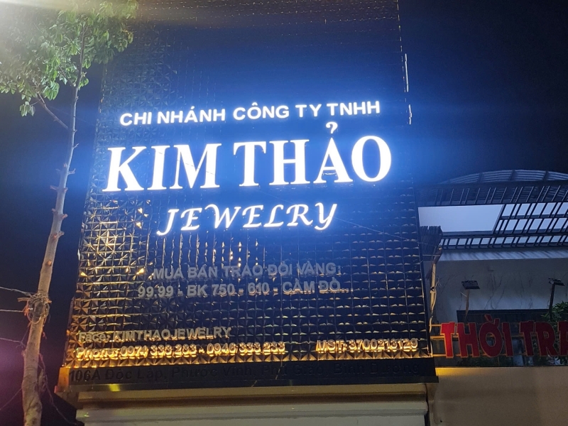 Mặt dựng TẤM 3D INOX - Tiệm vàng kim thảo