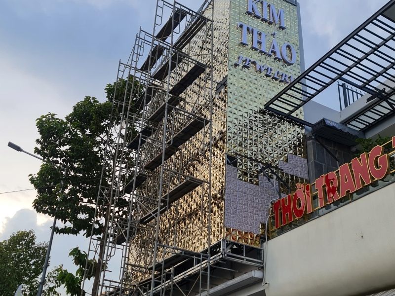 Mặt dựng TẤM 3D INOX - Tiệm vàng kim thảo