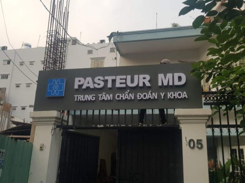 BẢNG HIỆU MẶT DỰNG ALU CHỮ NỔI